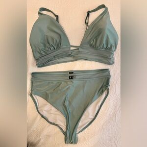 ✨ New GabiFresh Seafoam Bikini Set ✨
